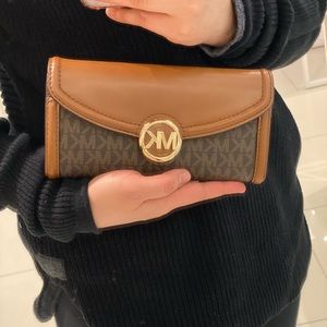 🤎LARGE FULTON FLAP CONTINENTAL WALLET